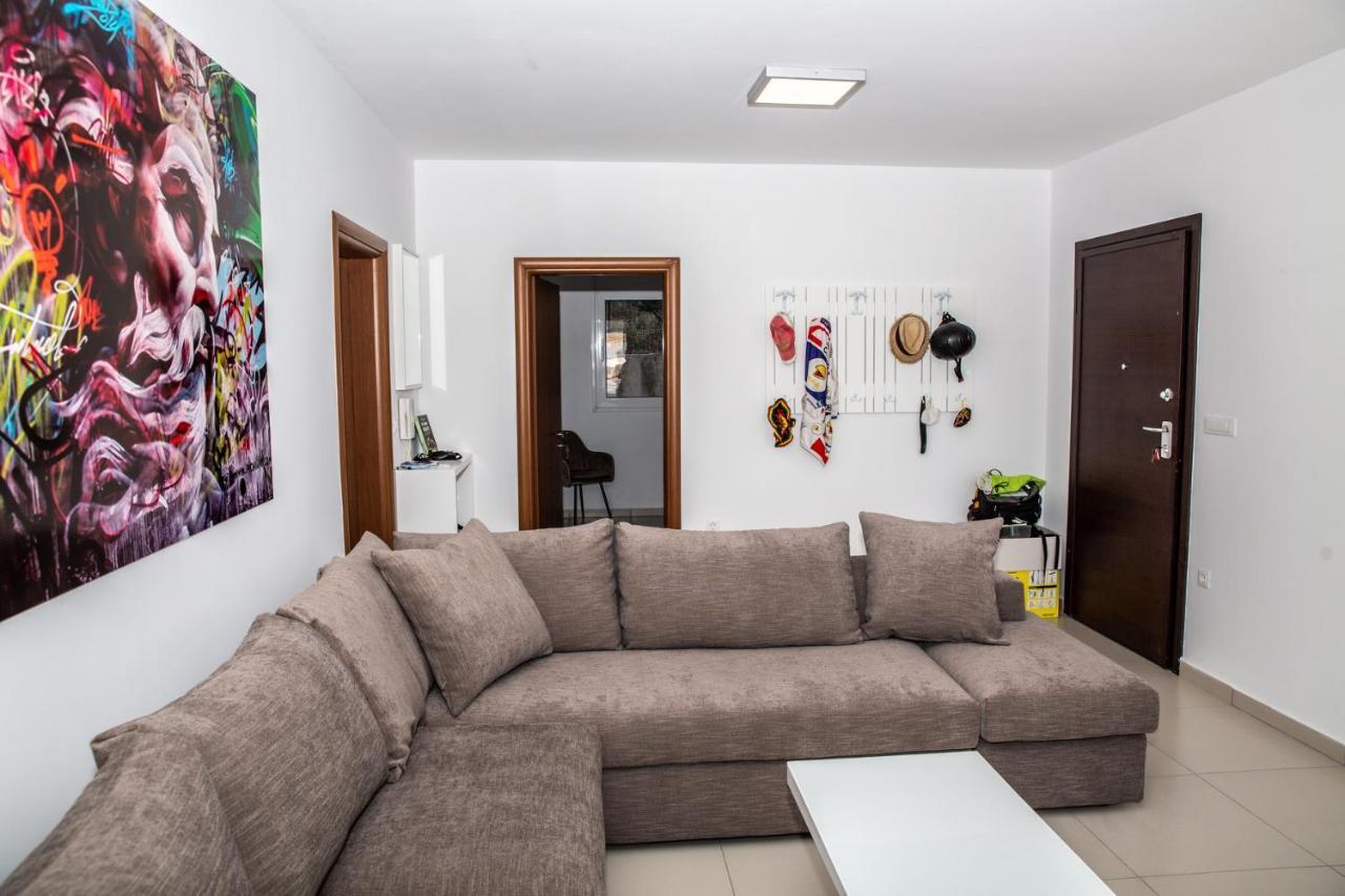 5 Sterne Apollo City Apartment Lavrion Exterior photo